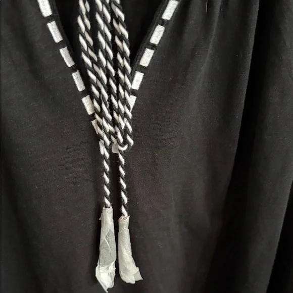 Belle by Kim Gravel Black and White Embroidered Blouse - Picture 2 of 5